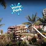 Resort de Luxo em Caldas Novas com Ingressos com Valor Exclusivo Nos Clubes WaterPark, Lagoa Termas e Náutico Praia Clube